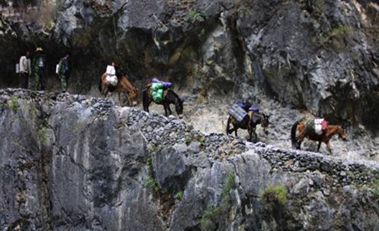 现代愚公斯那定珠的逐梦史:倾尽所有开山筑路