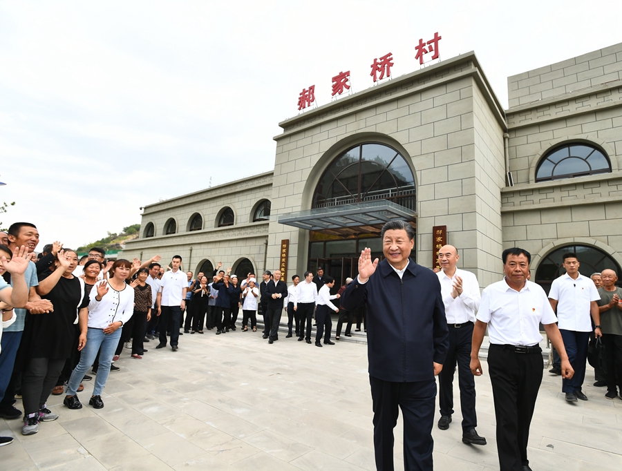 跟着总书记长见识丨郝家桥村穿越时空的楷模