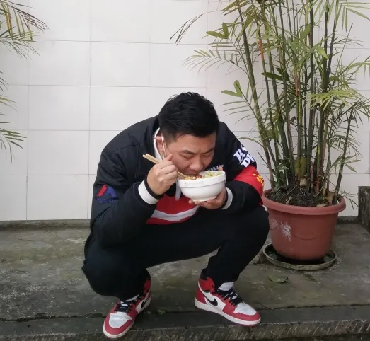 17年前后对比照|90后,崛起的力量!