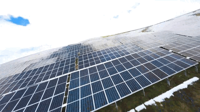 穿越中国新基建 | 全球最大水光互补电站雅砻江柯拉光伏电站投产发电