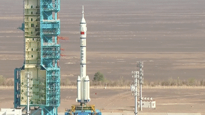 打开2025的记忆盒子｜这些奔赴，让星河不再遥远