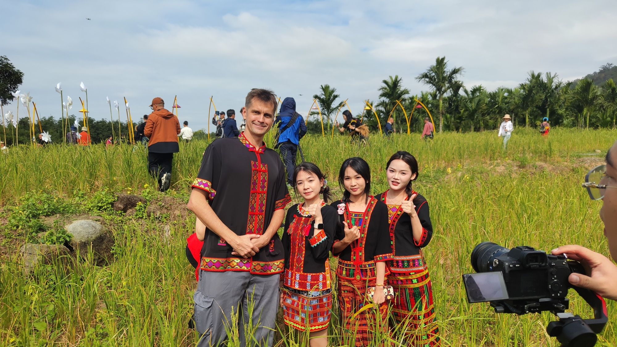 资讯有故事丨扎根海南 斯洛伐克友人称赞中国“既能成就事业，更能创造未来”