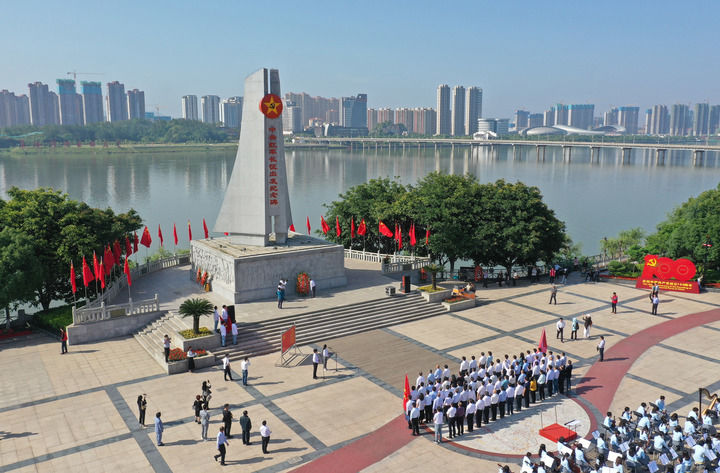 微视频丨秋风今又是，红土赣南“换了人间”
