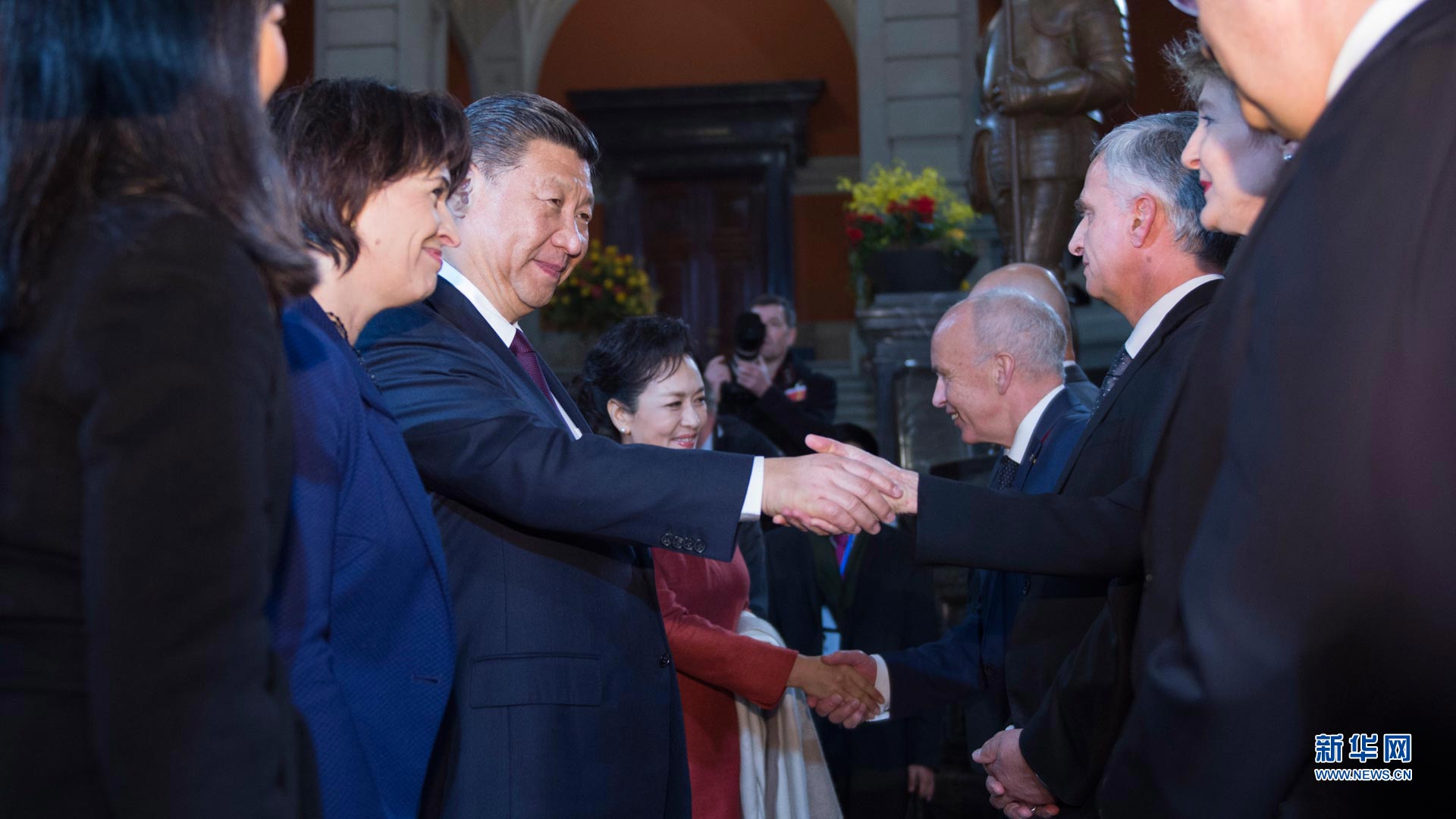 习近平瑞士之行首日精彩图集