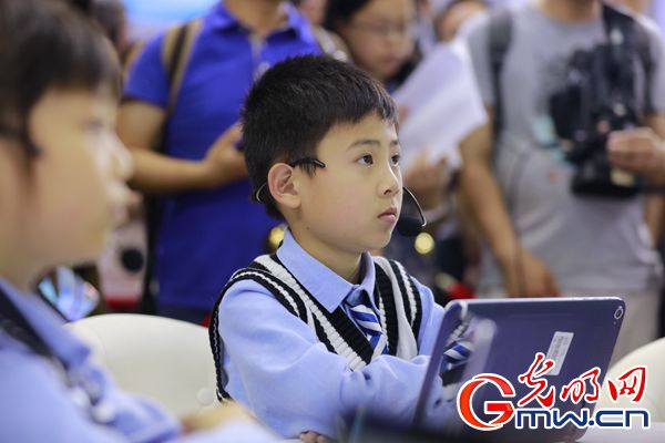 大咖眼中的数字经济时代：传统产业可以“换种活法”