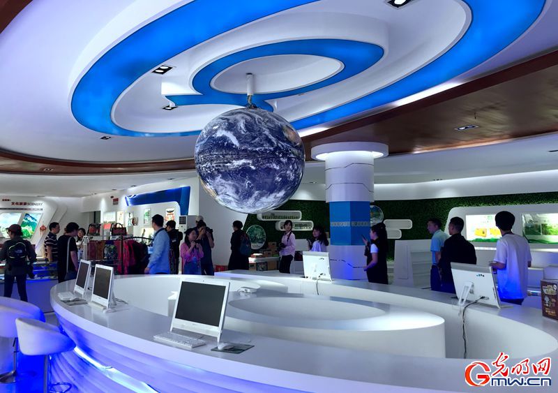 【十年】VR作品丨昔日废墟今日幸福家园 灾区北川十年再出发（组图）