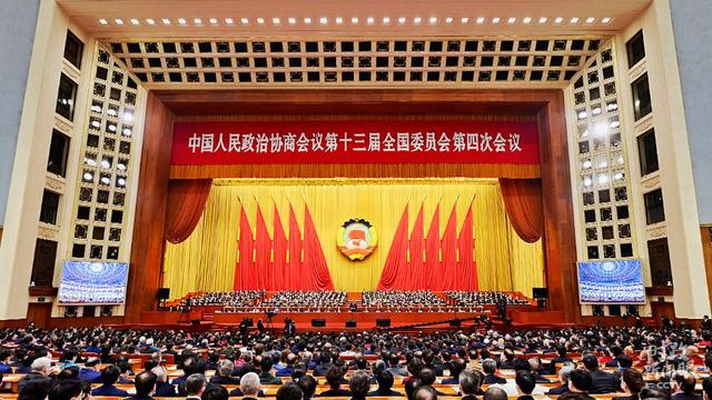 时政新闻眼丨50次“下团组”，习近平强调这些中国精神