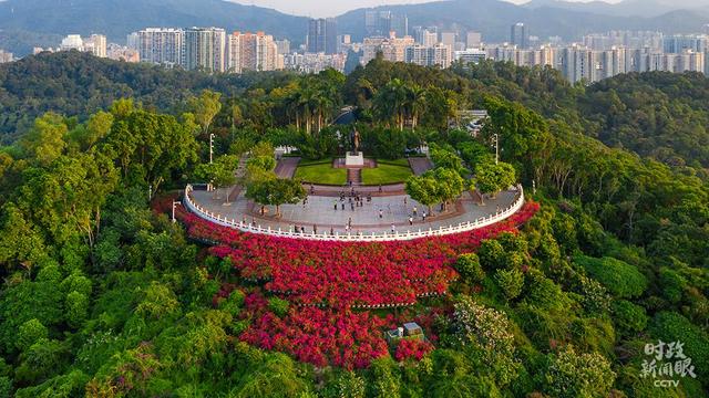 时政新闻眼丨50次“下团组”，习近平强调这些中国精神