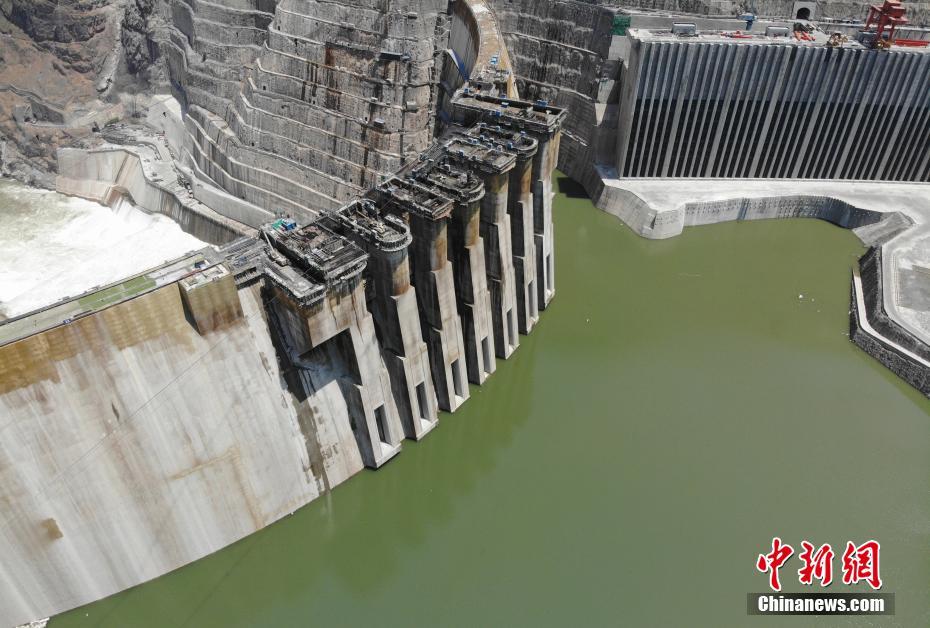 世界在建最大水电站白鹤滩电站蓄水高程已超716米