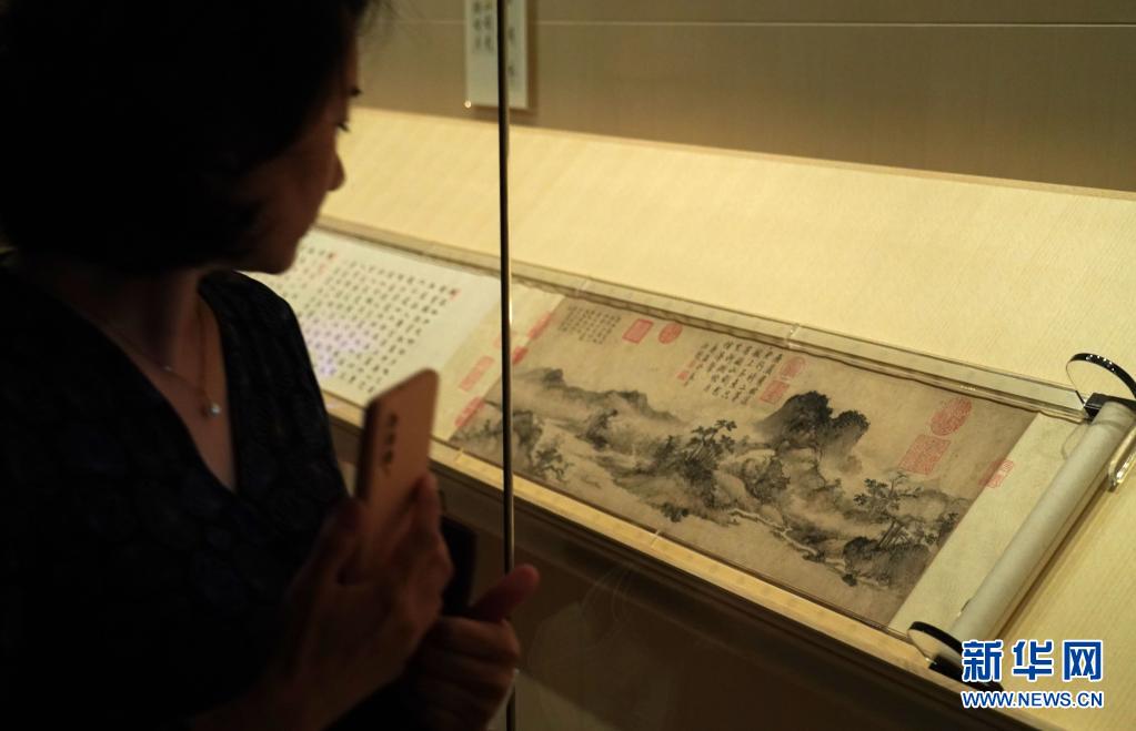 上海博物馆举办“万年长春”特展