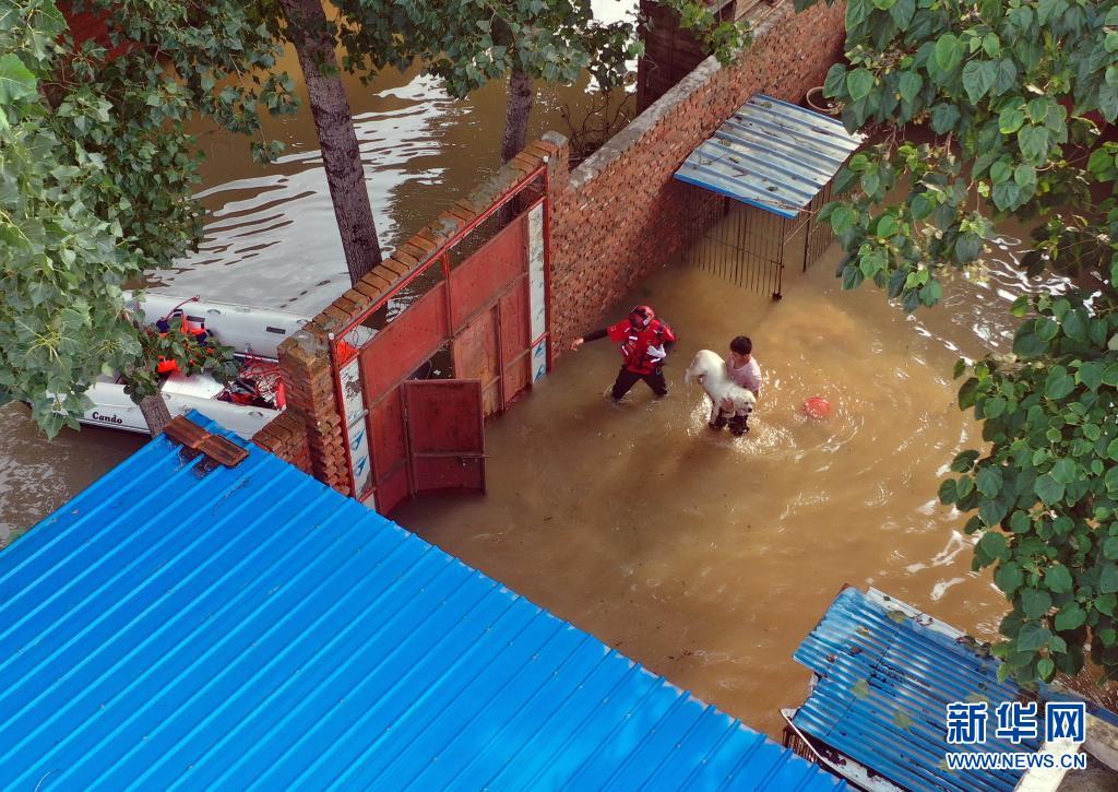 河南新乡：暴雨致171万余人受灾 防汛形势严峻