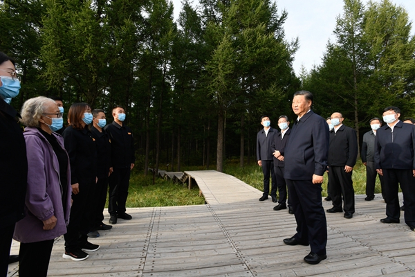 习近平在河北承德考察时强调 贯彻新发展理念弘扬塞罕坝精神 努力完成全年经济社会发展主要目标任务