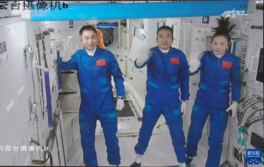 神舟飞船秋日再叩苍穹 中国空间站开启有人长期驻留时代