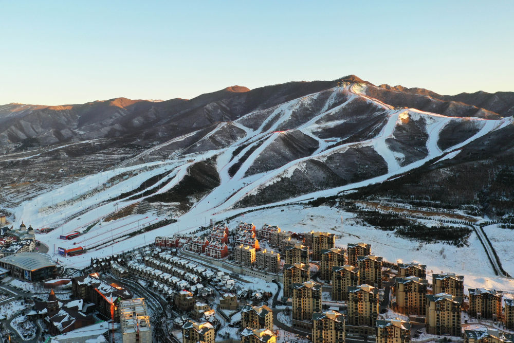 新华全媒+｜寒假的快乐哪里来？这些冰雪运动请收好