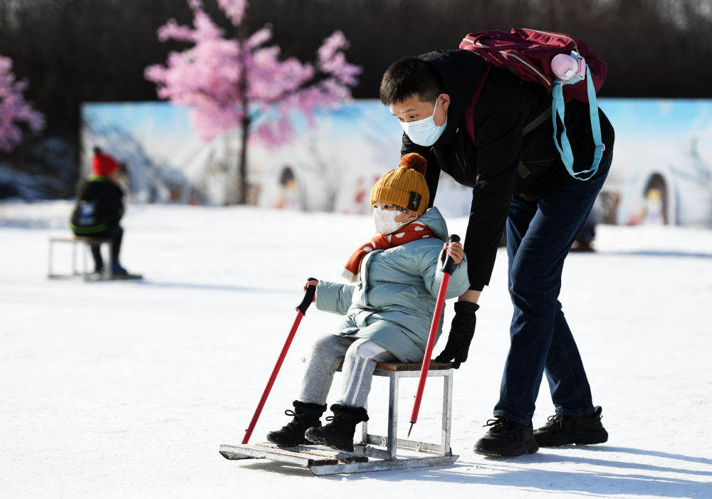 新华全媒+｜寒假的快乐哪里来？这些冰雪运动请收好