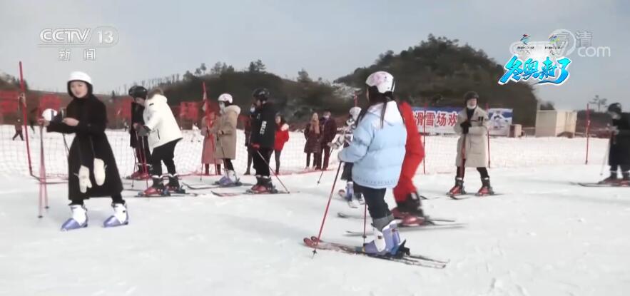 冬奥带动冰雪运动发展 | 四川宣汉：乐享冰雪运动 体验别样假期