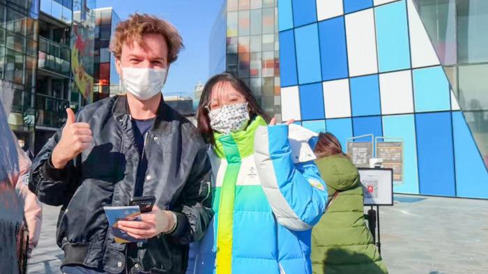 冬奥赛场中的港台志愿者：把新春祝福传递给海外