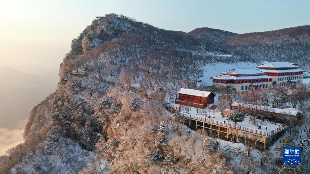 陕西汉中：龙头山雪中仙境