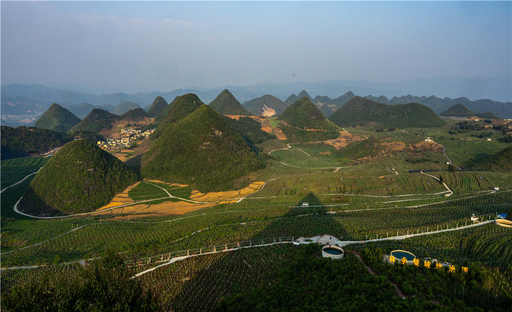 老人与山