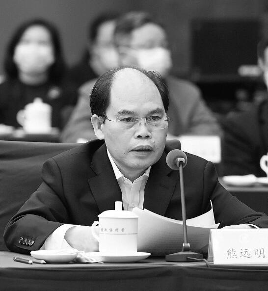 运用好读书活动这个载体