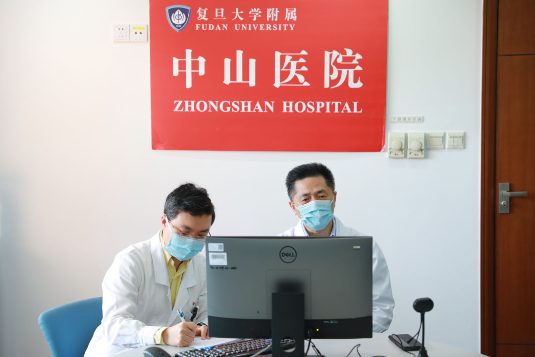 上海疫情中，大医院坚持开放“生命线”有多难？