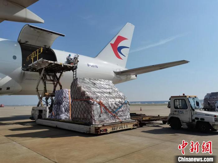 （上海战疫录）“沪”动进行时：航空物流稳中向好 力保产业链供应链稳定