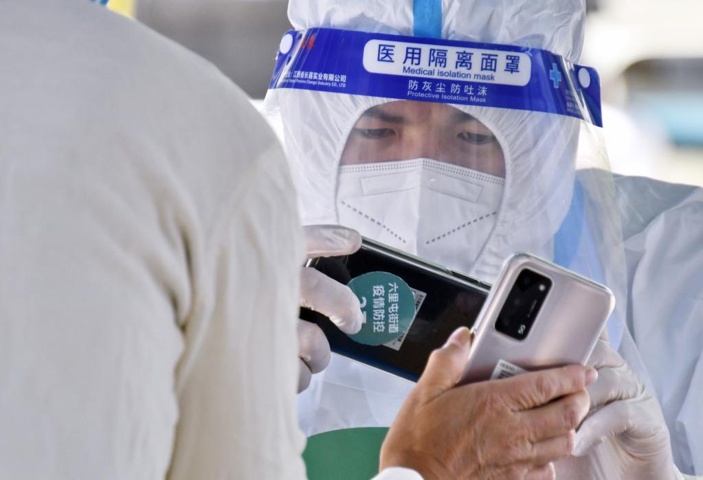 “青春之歌”在抗击疫情一线唱响
