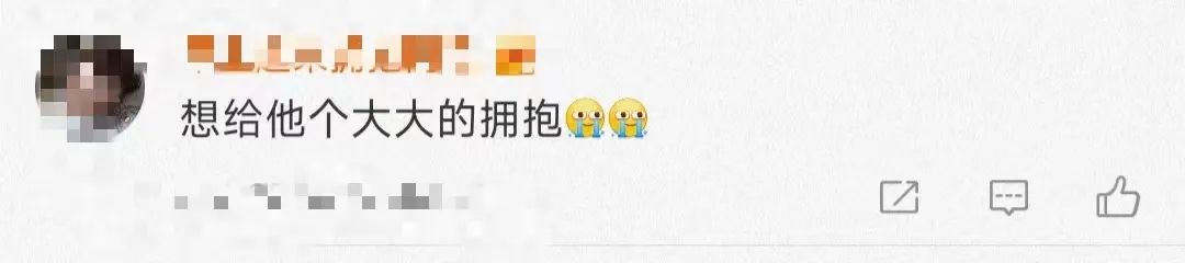 监控画面里，这个很简单的举动，很多人看哭了……