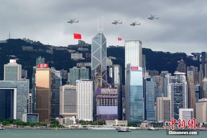 东西问 | 回归25周年，香港如何“由治及兴”？