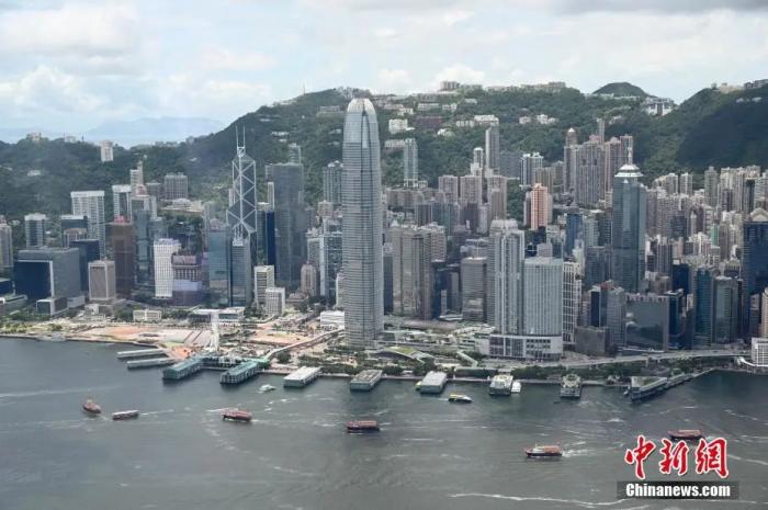 东西问|回归25周年，香港如何“由治及兴”？