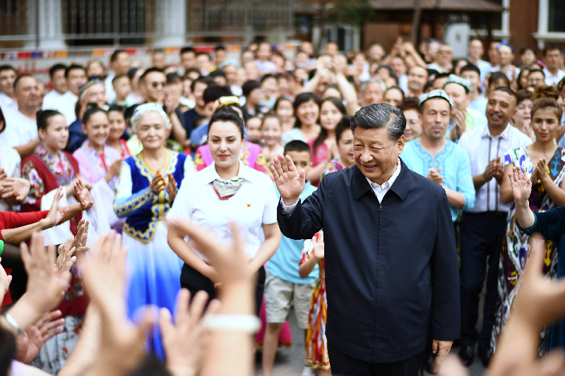 联播+丨习近平与新疆的故事