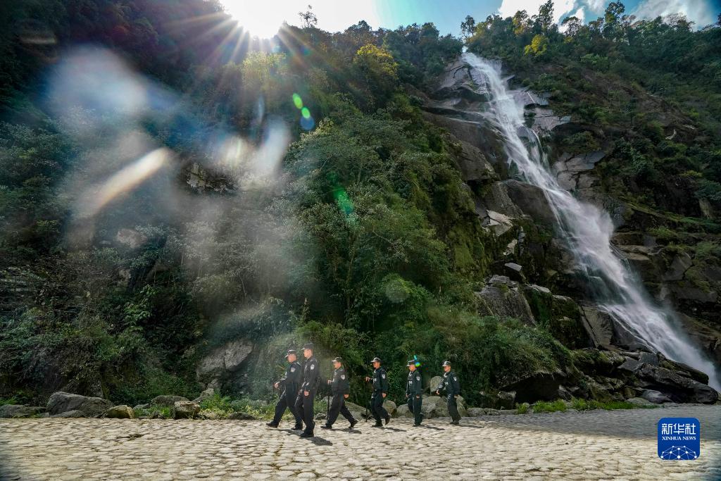 扎根大峡谷 一心为人民——独龙江卫士戍边70载践行忠诚