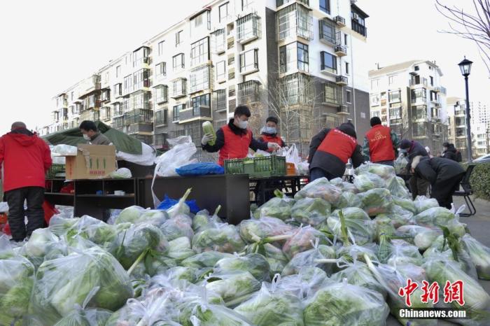 近90万人报名，这届年轻人为何爱考“社工”？
