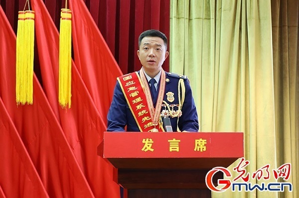 【追梦火焰蓝·守护万家灯火】消防员郭又元：赴汤蹈火向险而行，责任与荣光同在