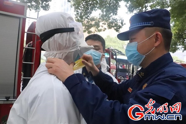 【追梦火焰蓝·守护万家灯火】消防员郭又元：赴汤蹈火向险而行，责任与荣光同在