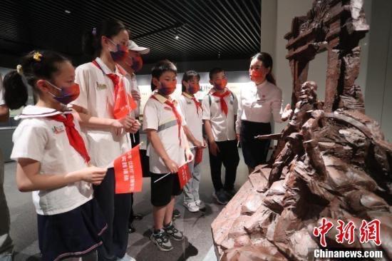 八一三淞沪抗战爆发85周年纪念系列活动在上海进行
