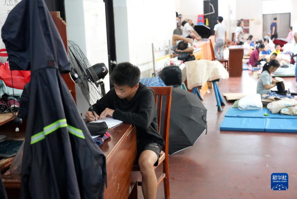 新华全媒+丨浙江江苏等地积极应对台风“梅花”