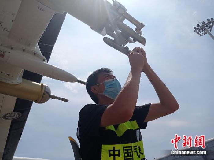 （奋斗者·正青春）穿云播雨，是他与自然的双向奔赴