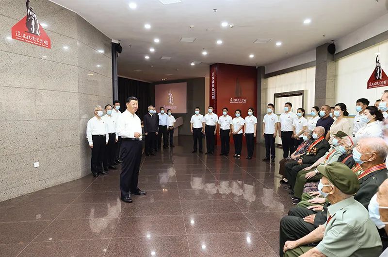 习近平：缅怀革命先烈，告慰革命英灵