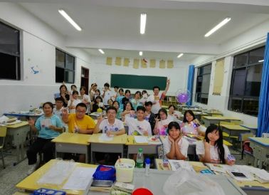 短片《回信》：让青春之花绽放在祖国最需要的地方