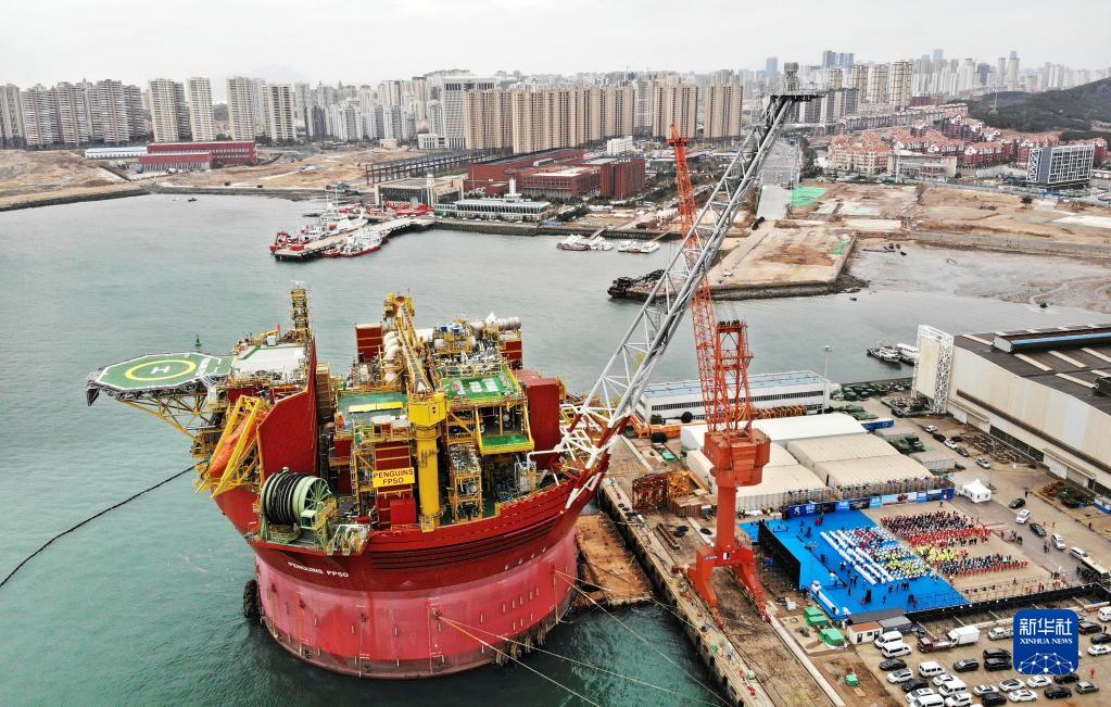 新华全媒+丨中国制造“海上油气巨无霸”顺利交付