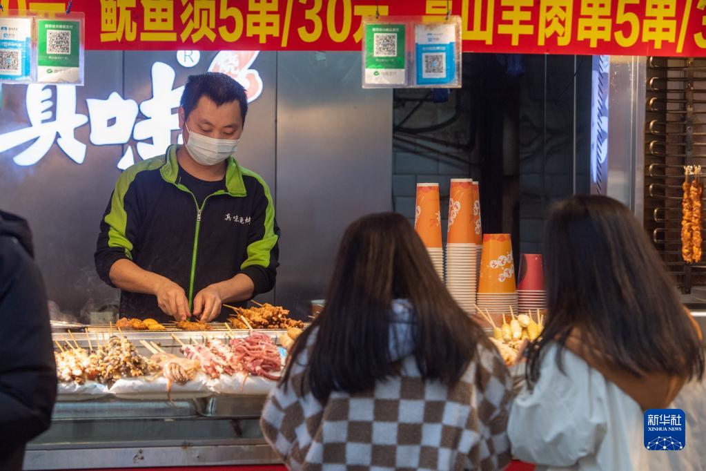 重庆消费市场活力重燃
