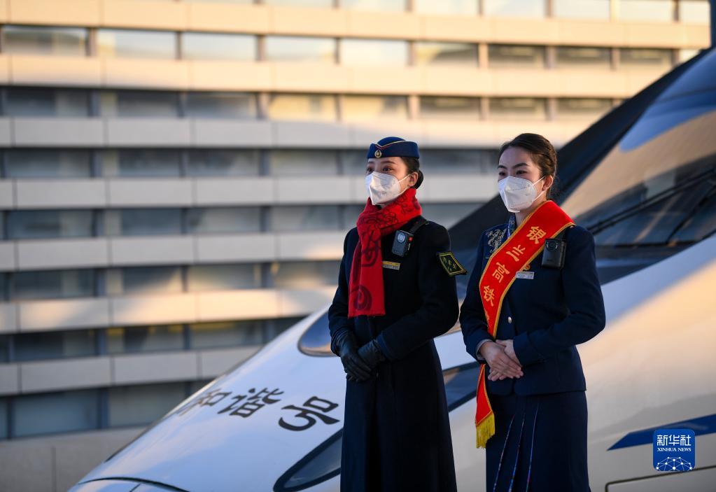 银川至兰州高铁全线正式开通运营