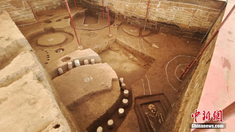 河南南阳黄山遗址或为区域性“古国” 河南南阳黄山遗址或为区域性“古国”