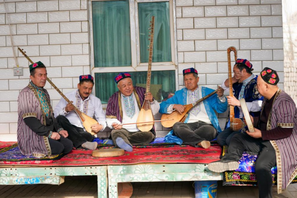 新春走基层丨新疆非遗传承人苏来曼的“冬忙季”