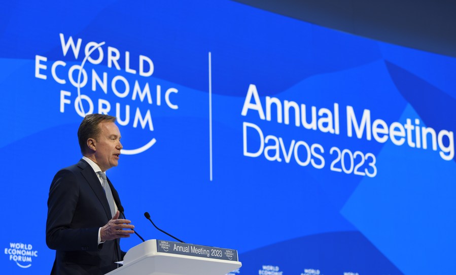 合作、增长、贡献——中国“关键词”回响世界经济论坛年会