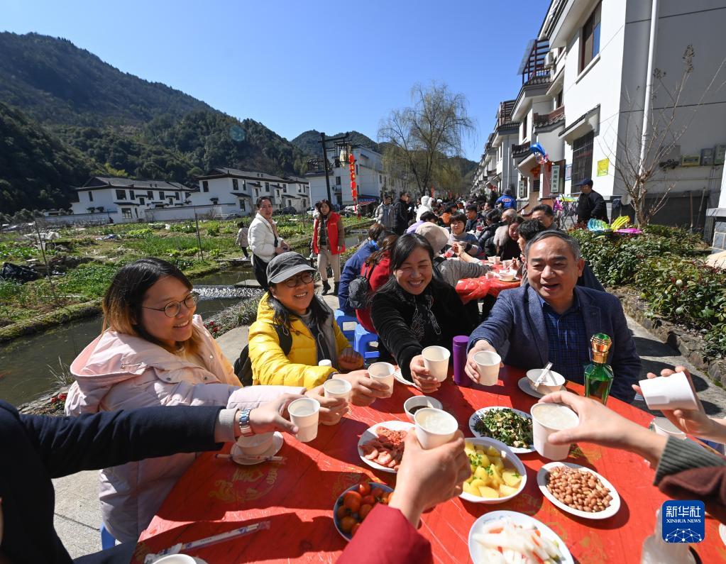 春季乡村百家宴 特色旅游促共富