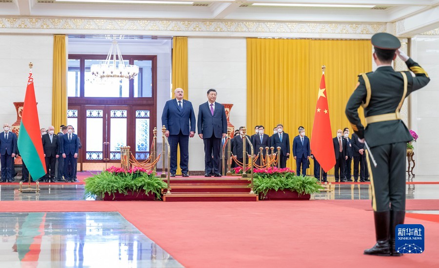 习近平同白俄罗斯总统卢卡申科举行会谈