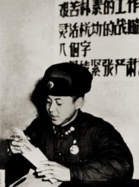 学习进行时丨“要学习雷锋同志的幸福感”