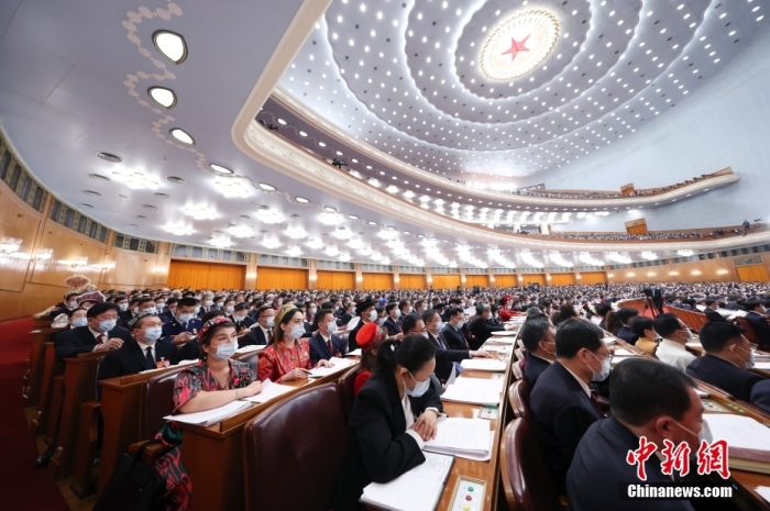 （两会现场）在人民大会堂，看见开局之年的中国信心